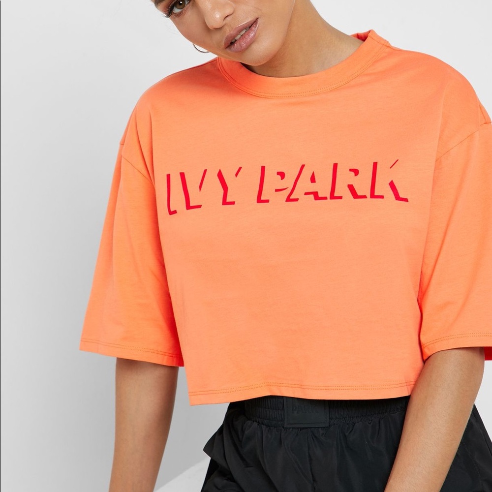 NWT IVY PARK Logo Crop T shirt -Melon